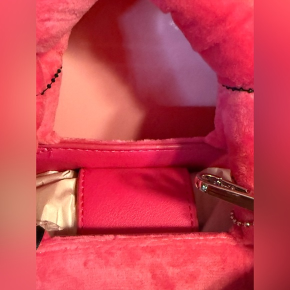 Juicy Couture NWT Pink Plush Mini Bag Heart Charm & Silver Coin Purse (P0184) - Picture 6 of 8
